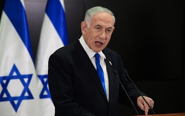 Israeli Prime Minister Benjamin Netanyahu holds a press conference at the Ministry of Defense in Tel Aviv on April 10, 2023. Photo by Tomer Neuberg/FLASH90 *** Local Caption *** áéáé
øàù äîîùìä
îñéáú òéúåðàéí
áðéîéï ðúðéäå