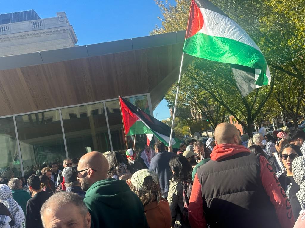 Demonstration in Edmonton for Gaza as war nears first anniversary