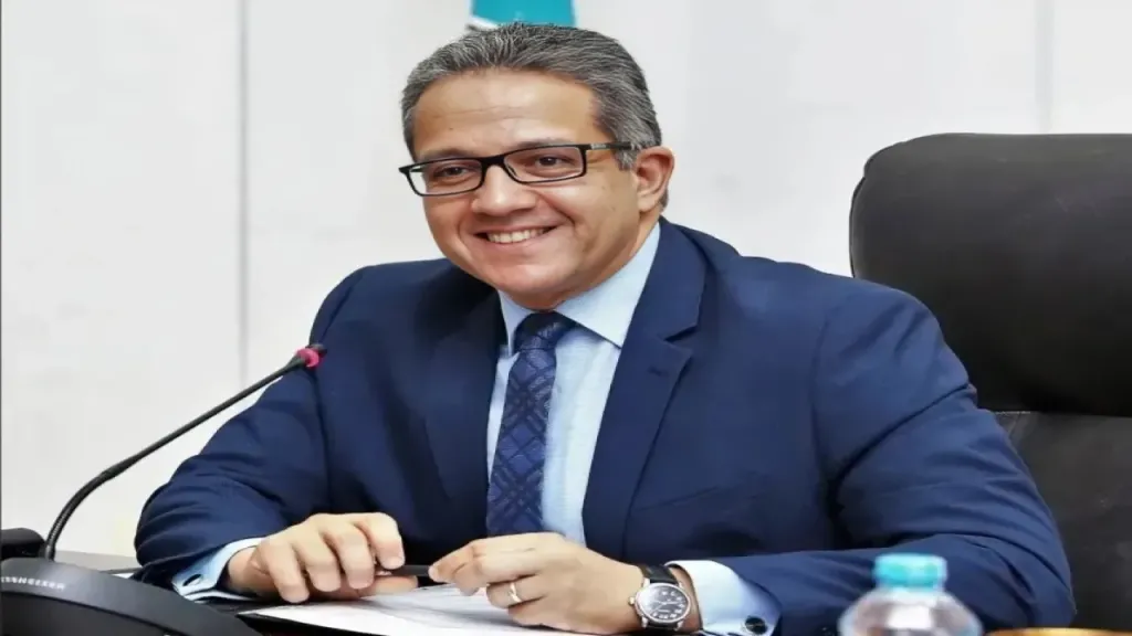 خالد العناني أول عربي ينتخب رئيسا لمنظمة اليونسكو
