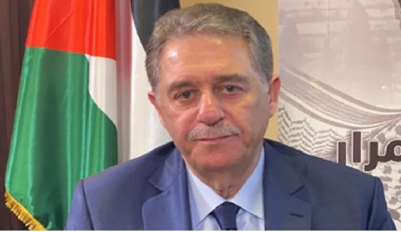 من مكتب عرفات إلى سفير في لبنان: كيف تحول أشرف دبور الى مطلوب للسلطة الفلسطينية؟