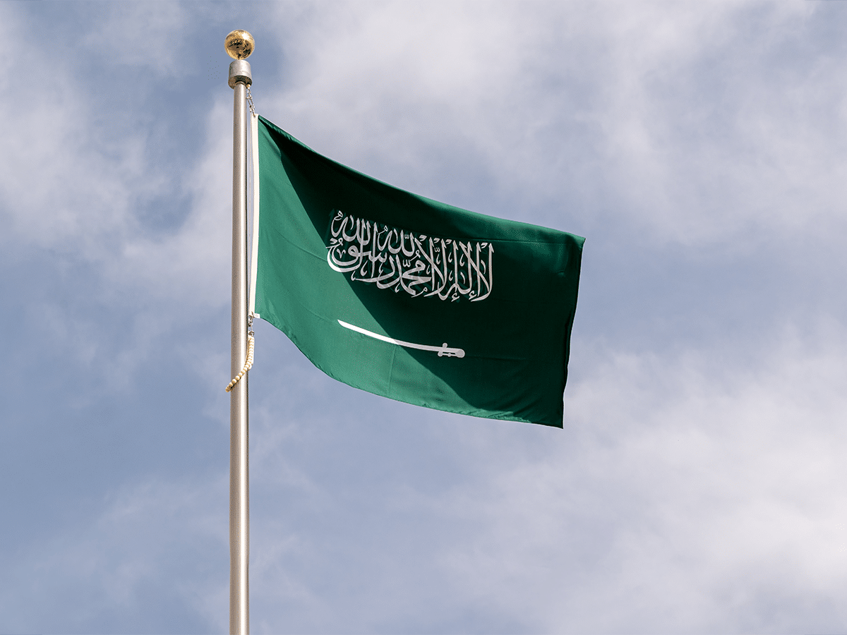 السعودية تحت الضربات الإيرانية والعرب متفرجون