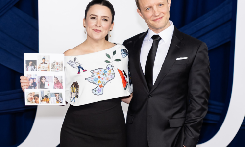 مس رايتشل تلغي اشتراكها لصحيفة “نيويورك تايمز” لانحيازها للاسرائيل