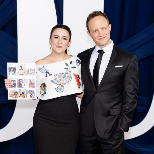 مس رايتشل تلغي اشتراكها لصحيفة “نيويورك تايمز” لانحيازها للاسرائيل