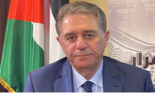 من مكتب عرفات إلى سفير في لبنان: كيف تحول أشرف دبور الى مطلوب للسلطة الفلسطينية؟