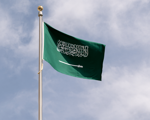 السعودية تحت الضربات الإيرانية والعرب متفرجون