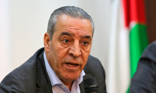 بتدخل أميركي: الاحتلال يسمح لحسين الشيخ بدخول بيت لحم لحضور قداس منتصف الليل