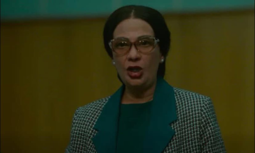 الإعلام لا يصنع الفنان: جدل جماهيري حول فيلم “الست” ومنى زكي