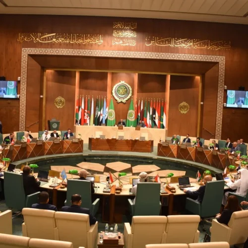 الجامعة العربية تطالب بتحرك عاجل لحماية الفلسطينيين ومنع تصفية قضيتهم
