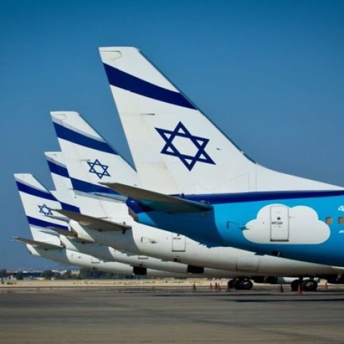 فرنسا توقف تجديد تأشيرات عمل موظفي “العال” الإسرائيلية