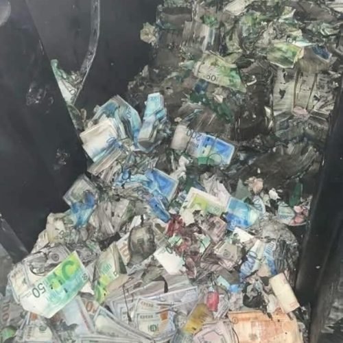 تقرير لـ “بي بي سي”: حماس تستخدم نظاما سريا لدفع رواتب موظفيها في غزة