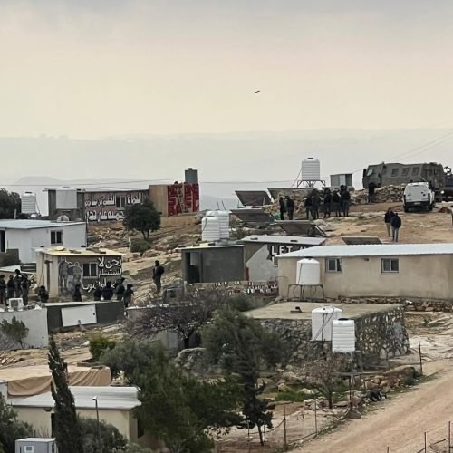 الاحتلال يهدم قرية خلة الضبع جنوب الخليل للمرة الثانية