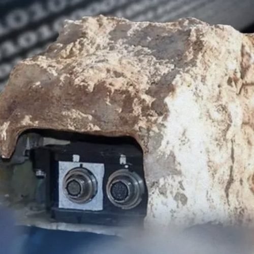 أجهزة تجسس بين خيام النازحين الفلسطينيين