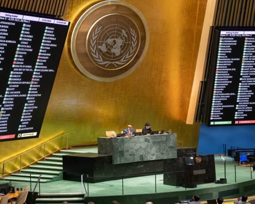 الجمعية العامة للأمم المتحدة تطالب بإقامة دولة فلسطينية واحياء ذكرى النكبة سنويا