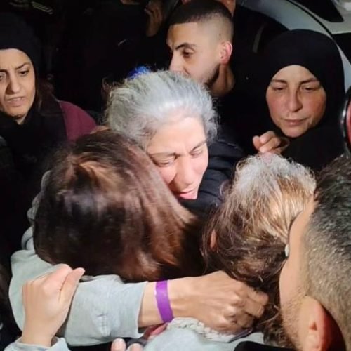 First group of Palestinian detainees released by Israeli authorities under ceasefire agreement