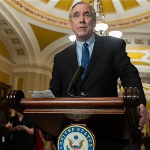 لأول مرة في تاريخ مجلس الشيوخ الأمريكي: مشروع قرار يدعو ترامب للاعتراف بفلسطين