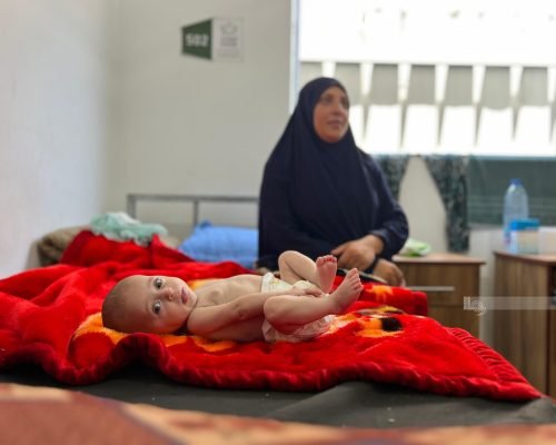 اليونيسف: آلاف الرضّع في غزة مهددون بالموت جوعاً وسط استمرار الحصار والعدوان