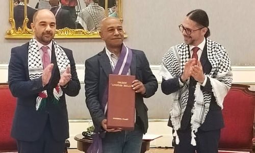 علي العامري: أهدي الوسام الفنزويلي إلى فلسطين من النهر إلى البحر