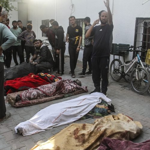 GAZA CITY, GAZA - NOVEMBER 07: (EDITOR'S NOTE: Image depicts death) Dead bodies of Palestinians, who lost their lives after Israeli attack hit Shuhaibar Shcool, which serves as a shelter for displaced people in the Shati Refugee Camp, are seen in western Gaza City, Gaza on November 07, 2024. The strike killed 10 people, including two children, and injured several others at Shuhaibar School. ( Mahmoud İssa - Anadolu Agency )