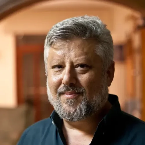 “مهندس صفقة شاليط” ينشر محتوى رسالة تلقاها من رئيس فريق حماس التفاوضي