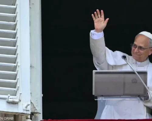 البابا لاون: غزة بحاجة إلى سلام لا عنف ولا انتقام