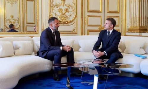 الآغا خان في باريس: اتفاقيات استراتيجية مع ماكرون لتعزيز التنمية والسلام