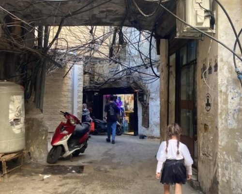 70% من الفلسطينيين نزحوا من مخيم شاتيلا في بيروت