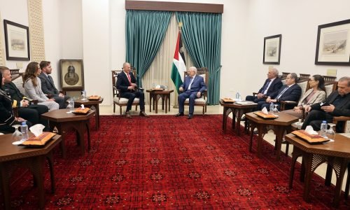 President Abbas receives Head of the Canadian Representative Office to Palestine