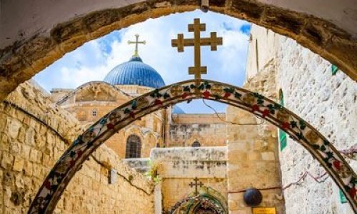 الرئاسة العليا: استهداف الاحتلال للكنيسة الأرثوذكسية جزء من سياسة طرد المسيحيين من القدس