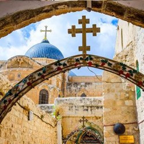 الرئاسة العليا: استهداف الاحتلال للكنيسة الأرثوذكسية جزء من سياسة طرد المسيحيين من القدس