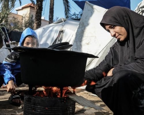 الأونروا: 90 % من سكان قطاع غزة يعتمدون على المساعدات الغذائية