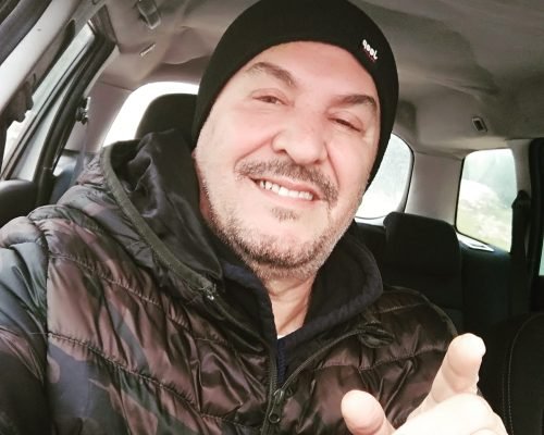 أزمة الهوية المزيفة في عالم السينما: عندما يتحول الإخراج إلى هواية لكل من هب ودب