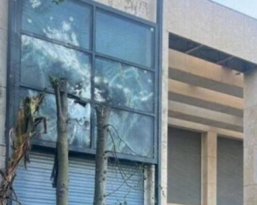 هيئة البث الإسرائيلية: مسيرة حزب الله استهدفت بدقة غرفة نوم نتنياهو