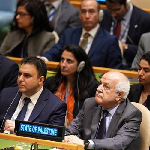 منصور يدعو المجتمع الدولي للانضمام لمجموعة لاهاي لدعم حقوق الفلسطينيين